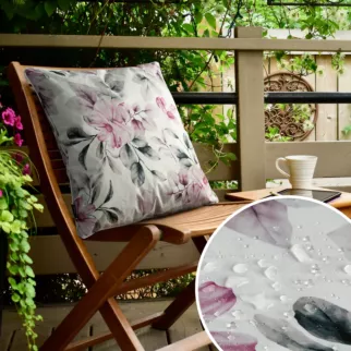 Poszewka GARDEN na taras oraz balkon z tkaniny wodoodpornej zdobiona nadrukiem subtelnych kwiatów