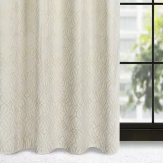 Zasłona kremowa z wytłaczanym wzorem, welwetowa 140x250 cm przelotka ARETA
