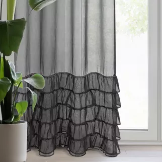 Firana czarna z etaminy zdobiona falbanami i lśniącym pasem kryształków 140x250 cm przelotka CARLI