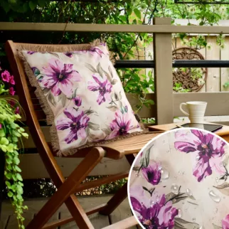 Poszewka GARDEN na taras oraz balkon z tkaniny wodoodpornej zdobiona nadrukiem kwiatów i frędzli