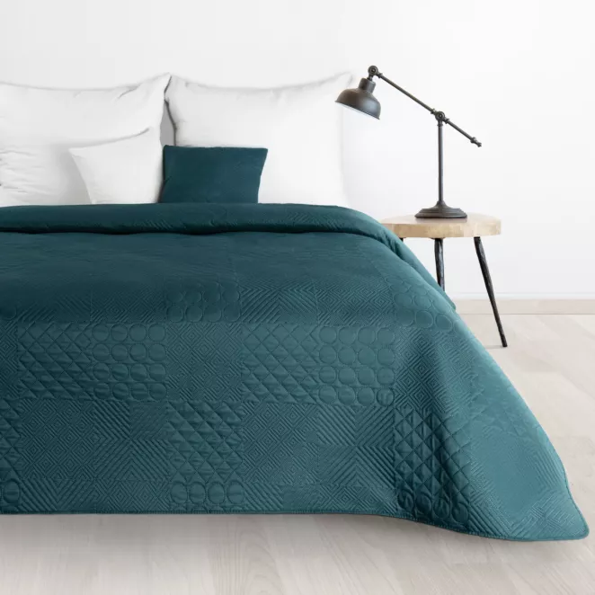 DESIGN 91 Narzuta BONI z patchworkowym motywem wytłaczanym techniką hot press