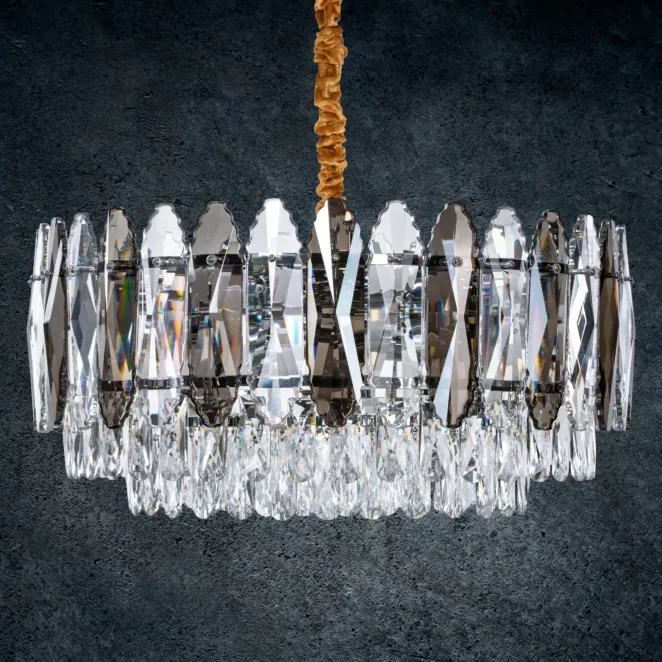 Lampa  NELA z zwisającymi kryształkami, z możliwością regulacji wysokości