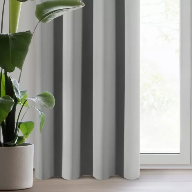 Zasłona srebrna z tkaniny typu dimout 140x250 cm przelotka NERISA