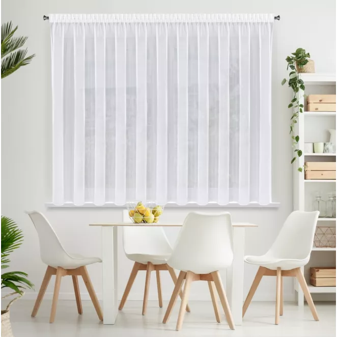 Firana biała z gładkiego mlecznego woalu wykończona szwem obciążającym VIOLET 400x160 cm taśma