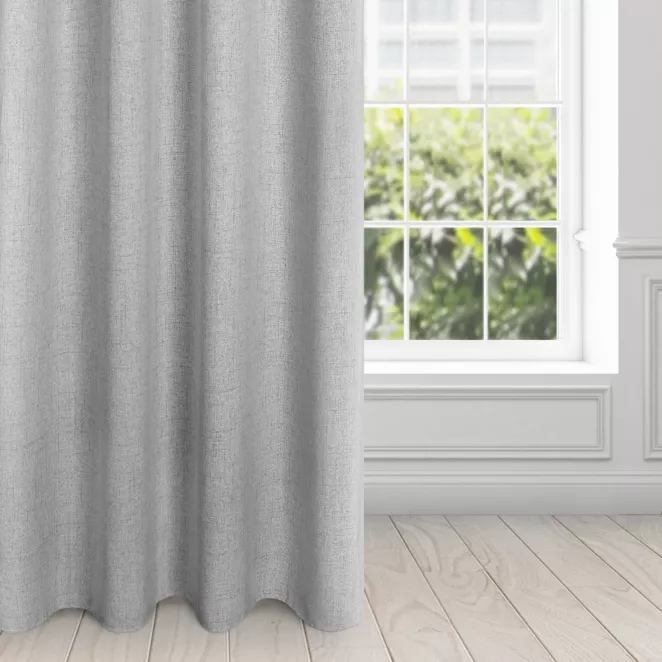 Zasłona srebrna z matowej tkaniny 140x250 cm przelotka LINDA