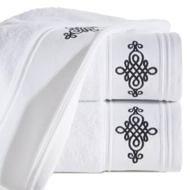 Ręcznik kąpielowy 50x90 cm bawełniany kolor biały z bordiurą zdobioną ornamentowym haftem 600 g/m2 KLAS2