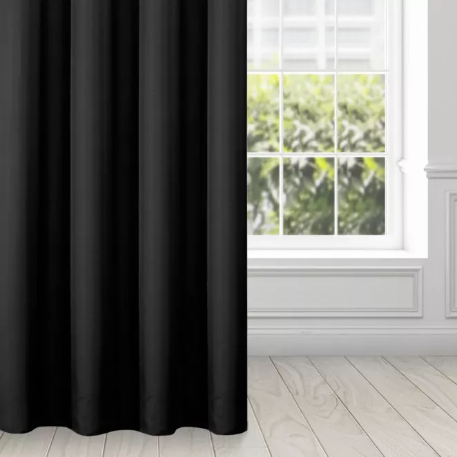 Zasłona czarna z matowej gładkiej tkaniny 140x250 cm przelotka RITA
