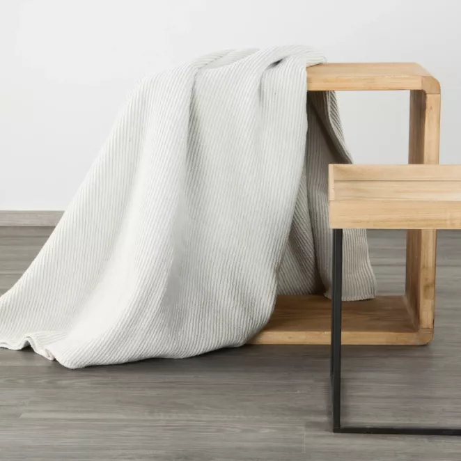 DESIGN 91 Koc AMBER bardzo miękki w dotyku ze strukturalnym wzorem 3D z włókien bawełniano-akrylowych