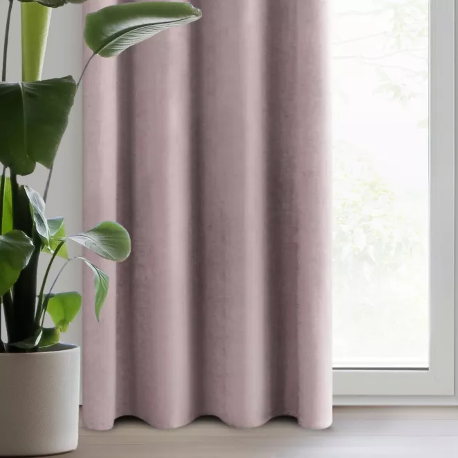 Zasłona pudrowy róż z tkaniny welwetowej 140x250 cm przelotka ROSA Design 91