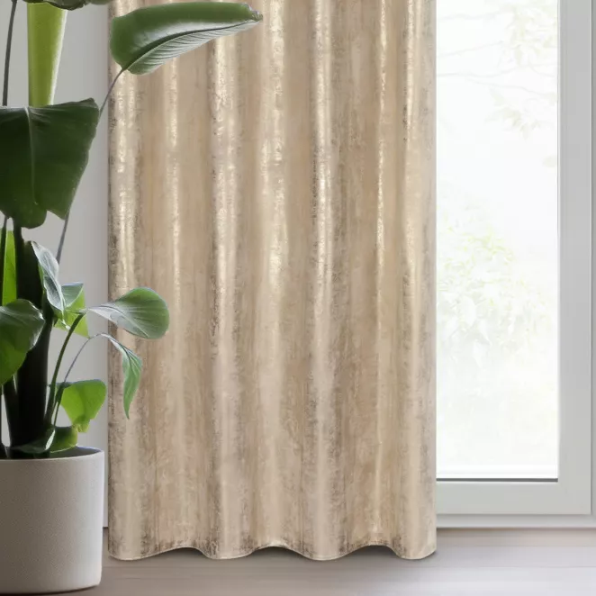 Zasłona beżowo, szampańska zdobiona przecieranym wzorem z welwetu 140x250 cm przelotka RENIA