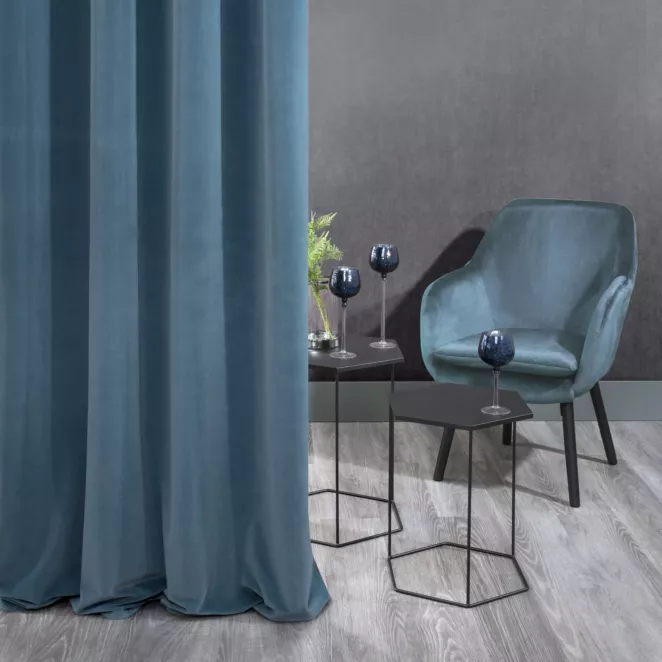 Zasłona ciemnoniebieska z matowego welwetu 140x250 cm przelotka ADELLE Diva Line