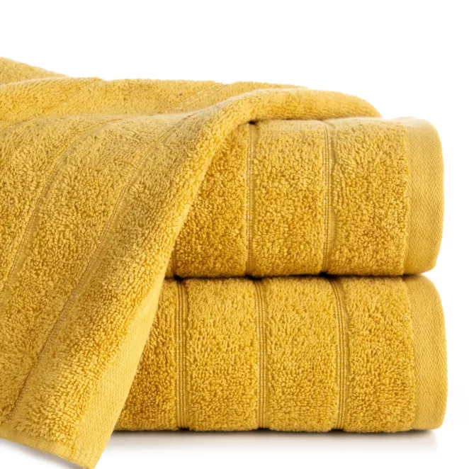 Ręcznik kąpielowy 50x90 cm bawełniany kolor musztardowy z lśniącymi paseczkami 500 g/m2 DALI
