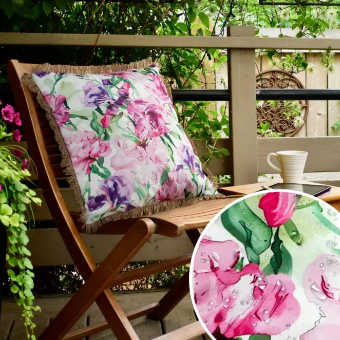 Poszewka GARDEN na taras oraz balkon z tkaniny wodoodpornej zdobiona nadrukiem kwiatów i frędzli