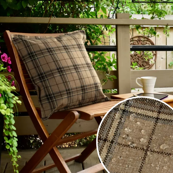 Poszewka GARDEN na taras oraz balkon z tkaniny wodoodpornej zdobiona nadrukiem kraty
