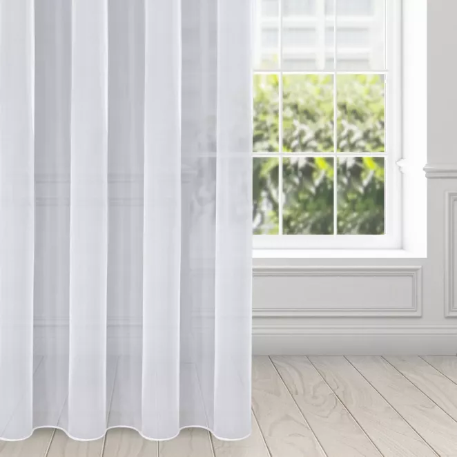 Firana biała z gładkiego mlecznego woalu wykończona szwem obciążającym VIOLET 150x240 cm fala 1:2