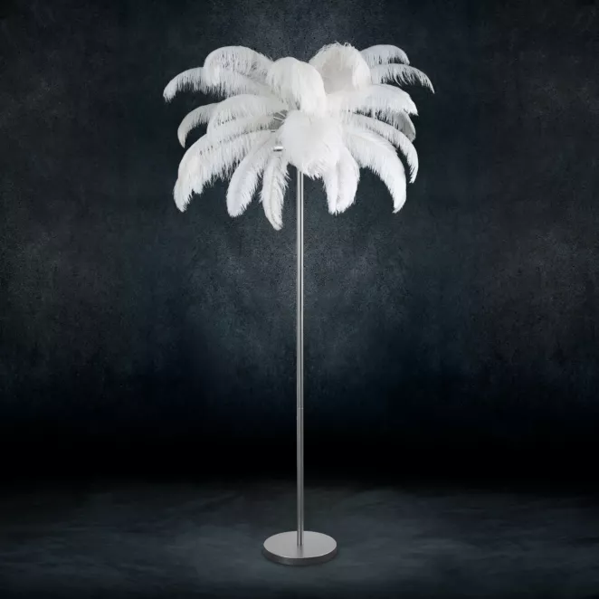 Lampa stojąca FERI na metalowej podstawie z efektownym abażurem z naturalnych strusich piór