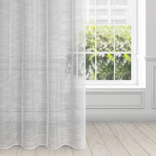 Firana biała z rysunkiem poziomych nitek na błyszczącym tle 140x250 cm przelotka RACHEL