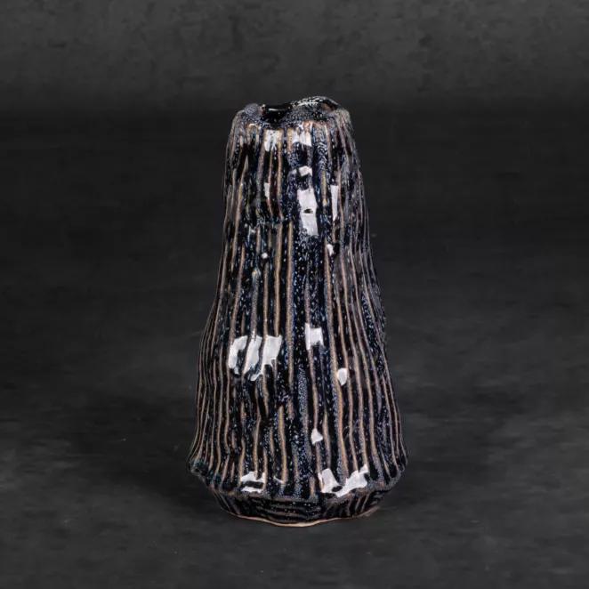Wazon ceramiczny ALDA o nieregularnym kształcie w stylu boho