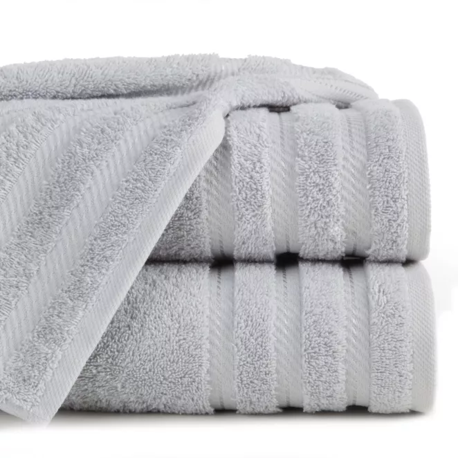 Ręcznik kąpielowy 50x90 cm bawełniany kolor srebrny podkreślony żakardowymi paskami 480 g/m2 VITO