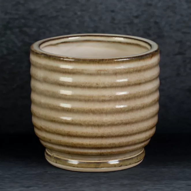 Osłonka ceramiczna BENA z poziomymi prążkami