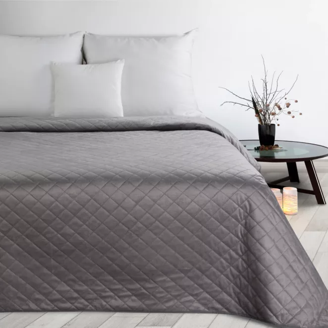 DESIGN 91 Narzuta LUIZ  5 welwetowa pikowana metodą hot press w geometryczny wzór