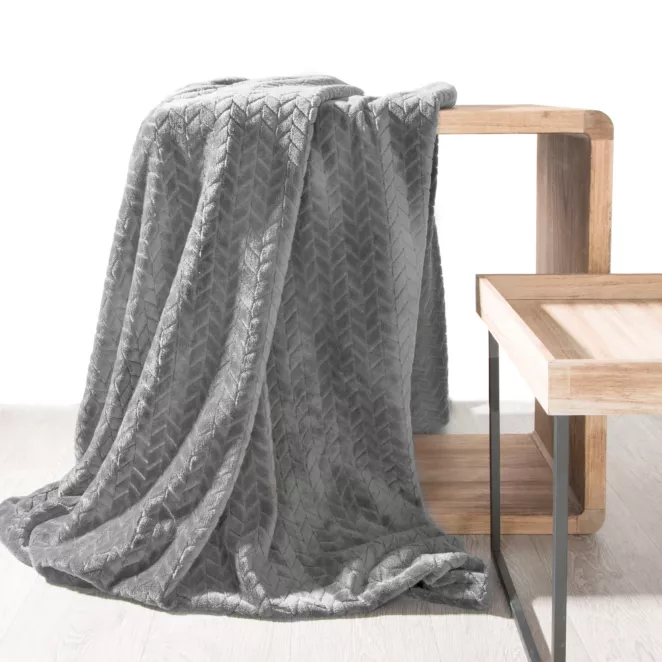 DESIGN 91 Koc CINDY miękki i miły w dotyku z wytłaczanym wzorem
