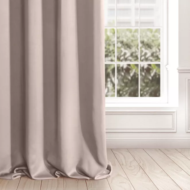 Zasłona pudrowo różowa z gładkiej tkaniny zaciemniającej typu blackout 135x270 taśma PARISA Design 91