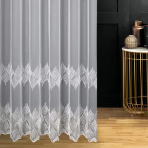 Firana szyta na taśmie 8 cm biała z błyszczącej tkaniny PERU haftowanej w elegancki wzór