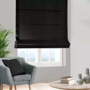 Roleta szyta z systemem comfort czarna z tkaniny trudnopalnej, zaciemniającej, typu blackout