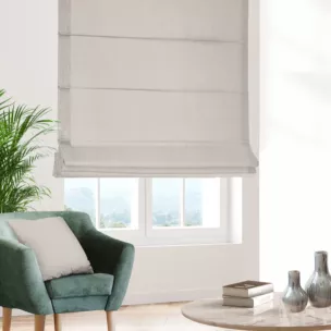 Roleta szyta z systemem comfort kremowa z grubej, matowej tkaniny welwetowej o gramaturze 380g/m2