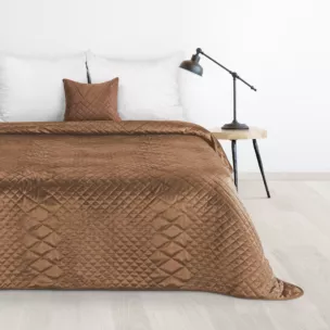 DESIGN 91 Narzuta LUIZ 3 welwetowa pikowana metodą hot press w geometryczny wzór
