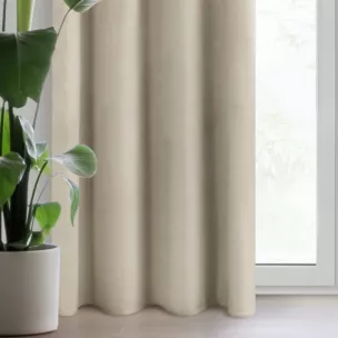 Zasłona jasnobeżowa z tkaniny welwetowej 140x250 cm przelotka ROSA Design 91