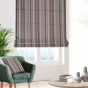 Roleta szyta z systemem comfort brązowo popielata z grubej, gobelinowej tkaniny o wzorze w pasy, zawiera 50% bawełny