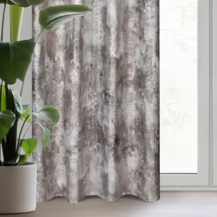 Zasłona stalowo, beżowa zdobiona nadrukiem przecieranym, z welwetu 140x250 cm przelotka ESTER