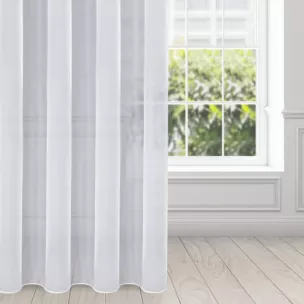 Firana biała z gładkiego mlecznego woalu wykończona szwem obciążającym VIOLET 400x260 cm przelotka