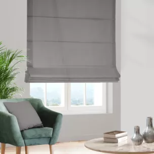 Roleta szyta z systemem comfort szara z gładkiej tkaniny typu Blackout zaciemniającej 100%