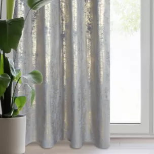 Zasłona srebrno, złota zdobiona przecieranym wzorem z welwetu 140x250 cm przelotka RENIA