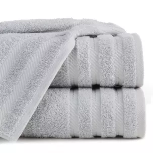 Ręcznik kąpielowy 50x90 cm bawełniany kolor srebrny podkreślony żakardowymi paskami 480 g/m2 VITO