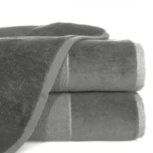Ręcznik kąpielowy 70x140 cm bawełniany kolor stalowy z bordiurą z weluru 500 g/m2 LUCY