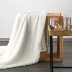 DESIGN 91 koc LISA z wytłaczanym wzorem pasów